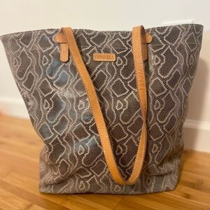 Consuela ‘Dizzy’ Daily Tote